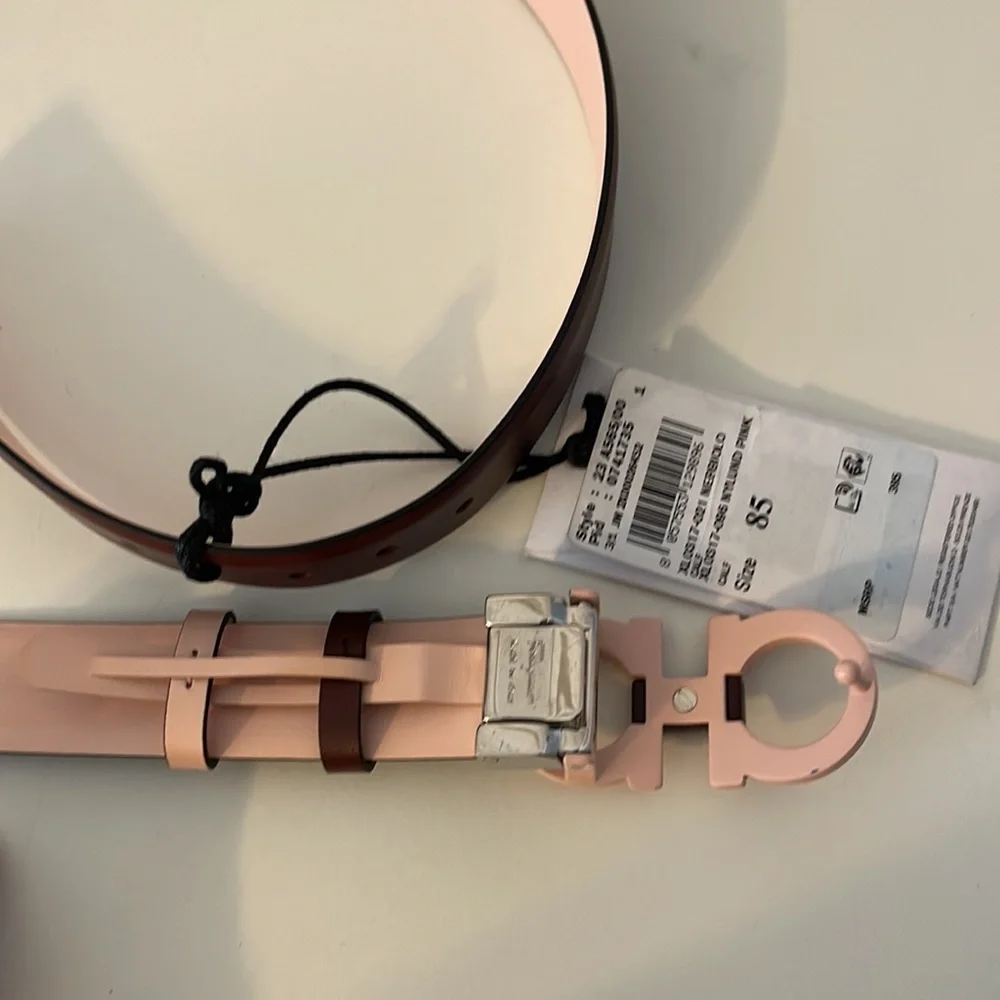 Salvatore Ferragamo women’s belt - Picture 3 of 7